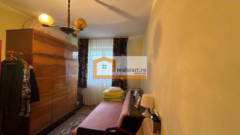 Metrou Romancierilor, bloc anvelopat, instalatii noi, langa Lidl, Plaza Mall